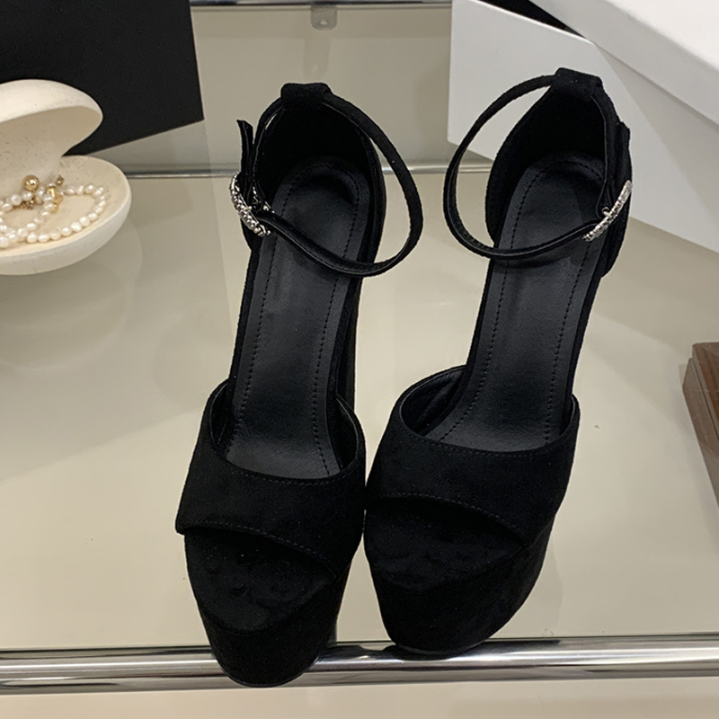 Туфли Liyke: Сексуальные экстр – обзор и цена Ankle Strap Attachment