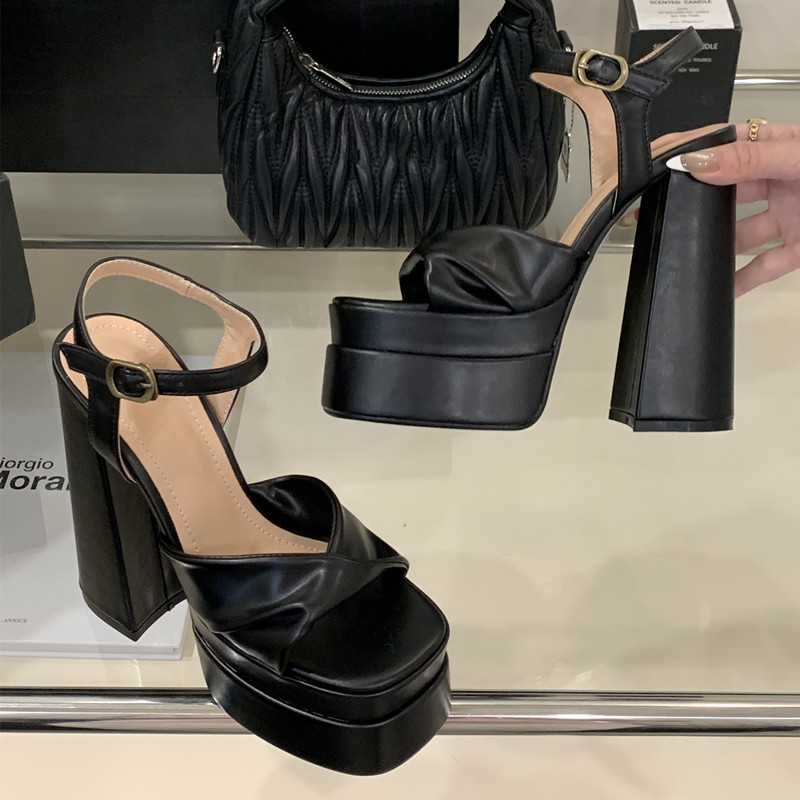 Модные женские сандалии-гладиа – обзор и цена Ankle Strap Attachment